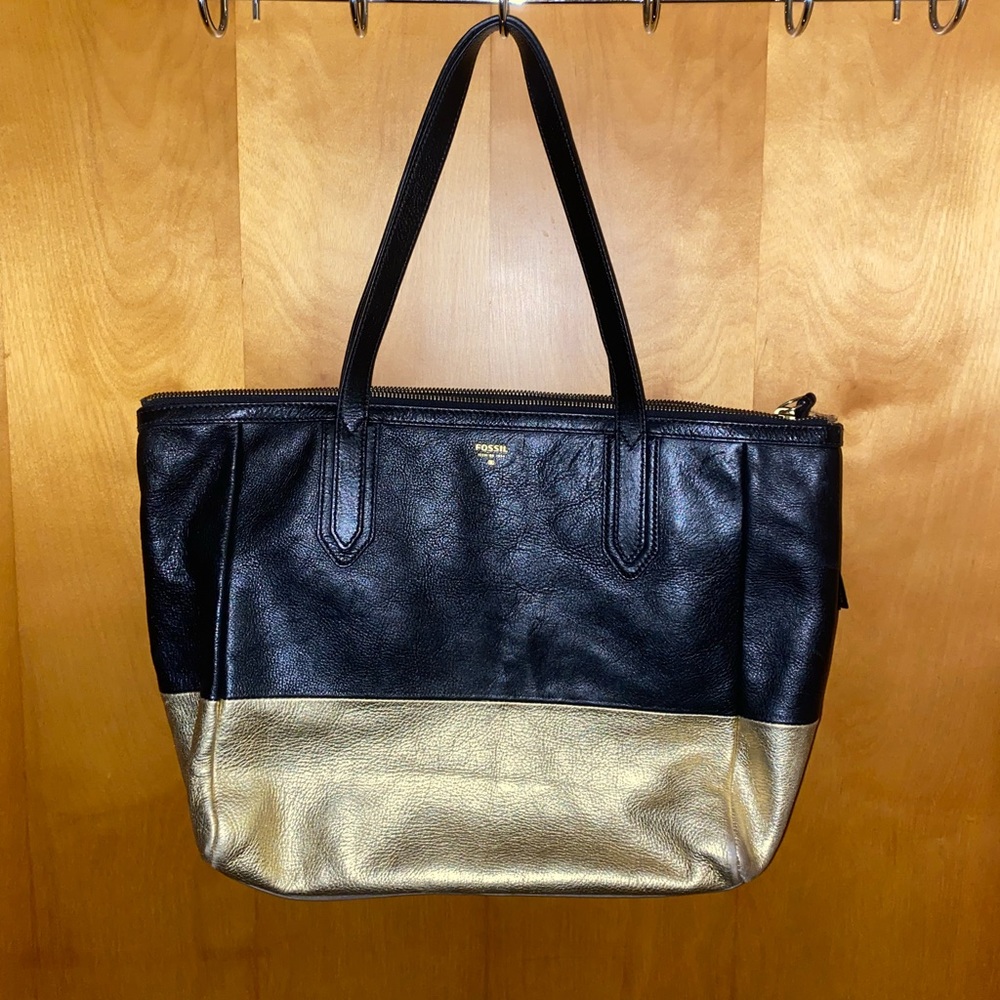 Black and gold fossil tote bag
